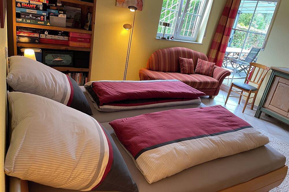 Appartement entier, Vacation apartment at the gateway to the Spessart with large terrace and private garden in Keilberg, Bessenbach