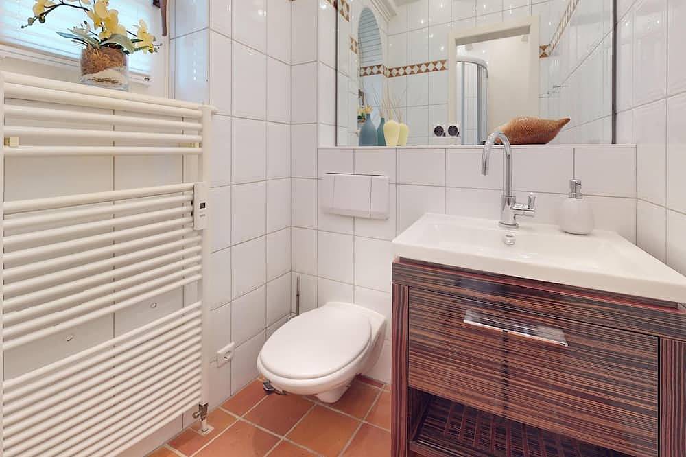 Ganze Wohnung, Hochwertig ausgestattete Ferienwohnung für bis zu 4 Personen mit Wattblick. in Sylt-Ost, Sylt (Gemeinde)