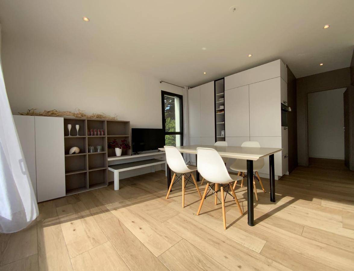 Appartement entier, Arradon 400m bourg, plages et port in Arradon, Côte des Mégalithes