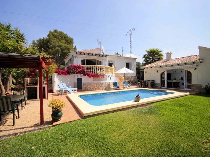 Finca voor 4 personen, with tuin and zwembad as well as terras in Jávea