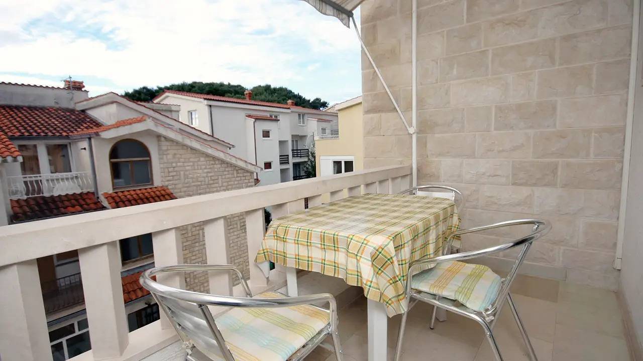 Appartamento vacanze a Duće a partire da 126€ a notte