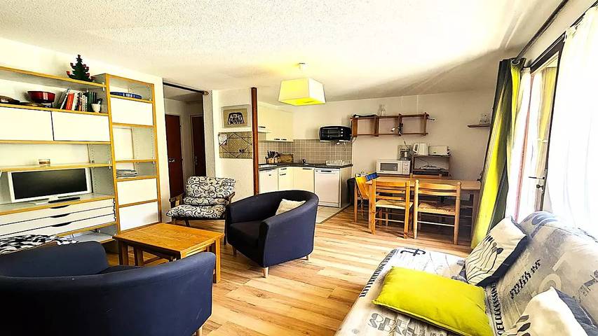 Gîte pour 5 personnes, avec vue et balcon à Puy-Saint-Vincent - 2