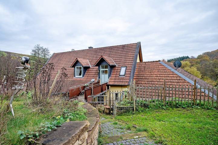 Ganze Wohnung, Ferienwohnung Kaffee-Mühle" mit privater Terrasse, privatem Garten und Wi-Fi in Sponheim, Landkreis Bad Kreuznach