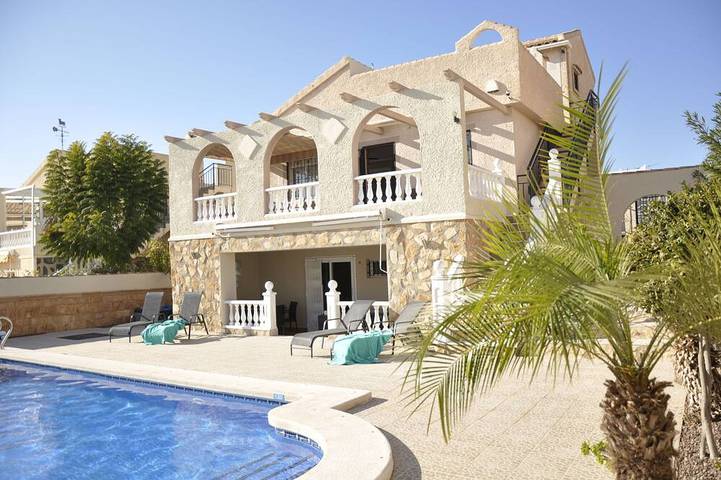 Location de vacances pour 6 personnes, avec balcon dans Camposol