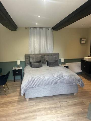 Chambre d’hôte pour 2 personnes, avec jardin ainsi que terrasse et vue à Béthune