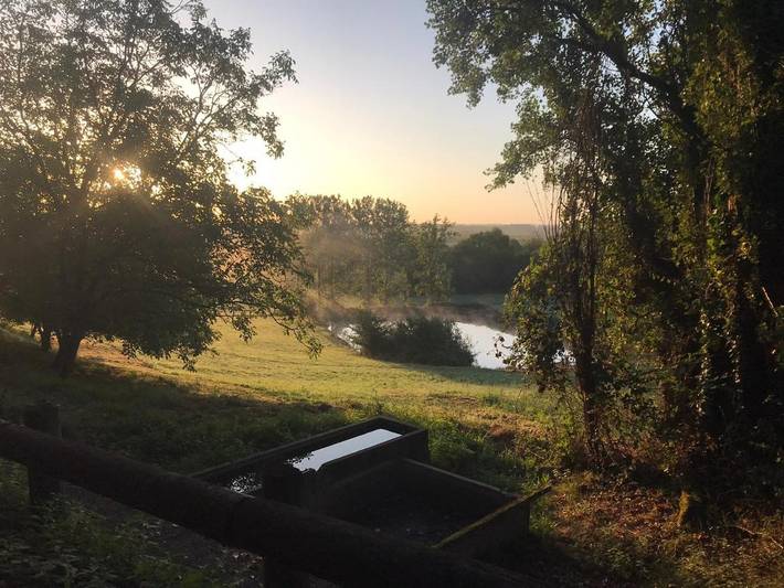 Location de vacances pour 6 personnes, avec jardin et piscine à Lolme - 2