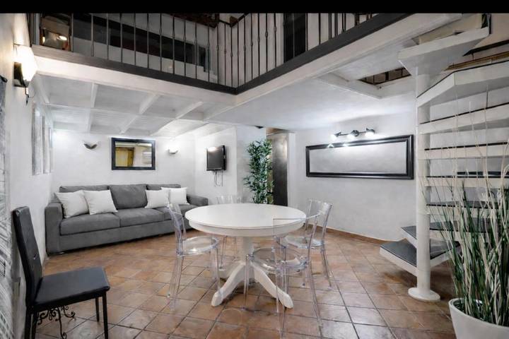Loft per 7 persone in Pantheon (Roma)