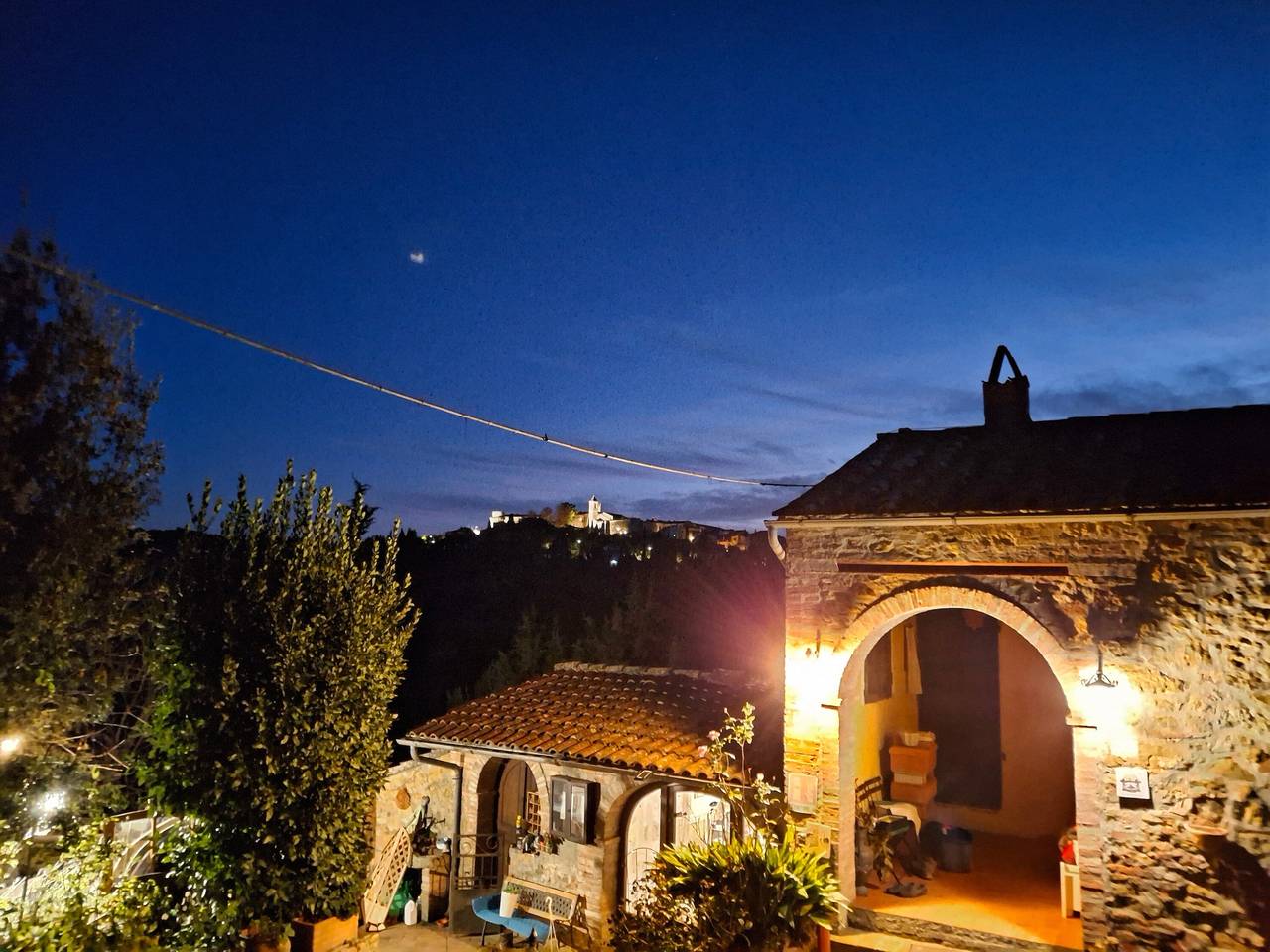 Hel leilighet, Agriturismo La Fonte di Trequanda – Il Focolare Apartment with Pool in Trequanda, Provinsen Siena