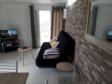 Gîte pour 4 personnes, avec terrasse dans Fort-de-France