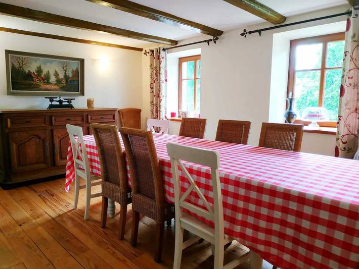 Location de vacances pour 10 personnes, avec jardin à Taintrux - 4