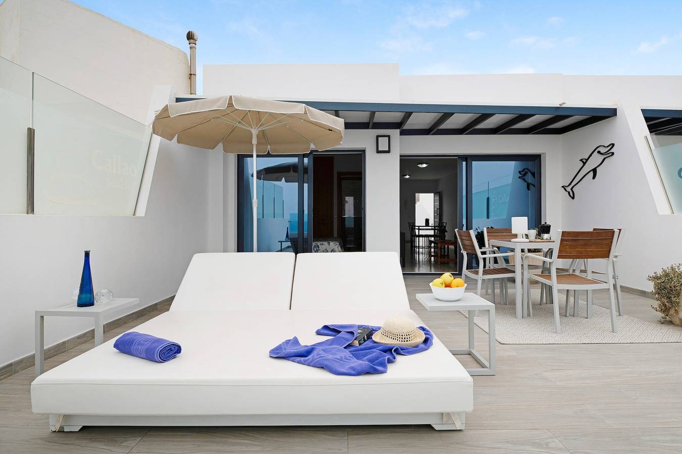 Entire apartment, Holiday Apartment “Callao Beach 8” with Sea View, Terrace & Wi-Fi in Punta de las Mujeres, Haría