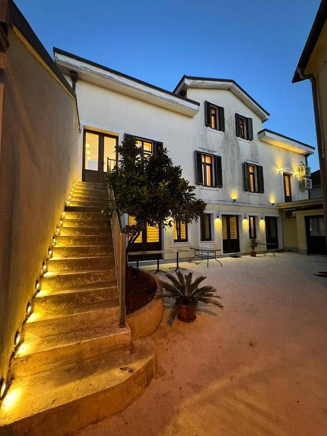 Maison d’hôte pour 4 personnes, avec Vue à Kotor