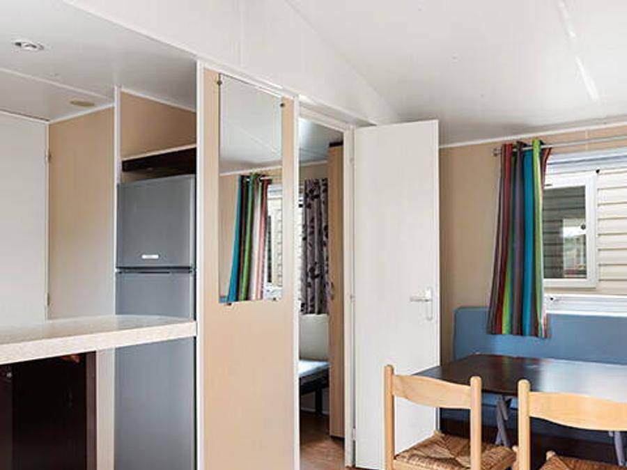 Tour Opérateur sur le Camping La Pierre Verte - Mobilhome 6 personas - Mobil-home | Confort | 2 Dormitorios | 4/6 Pers. | Terraza elevada in Frejus, Region de Draguignan