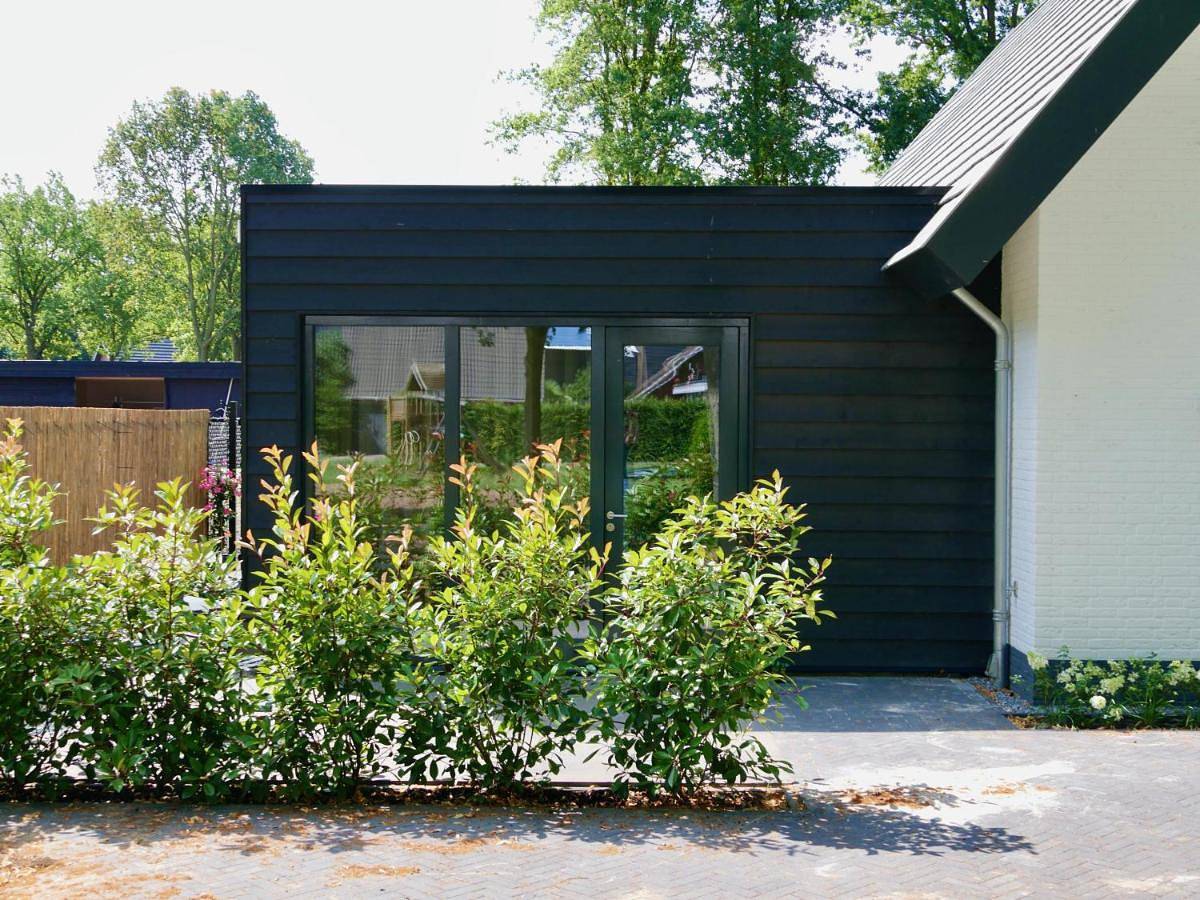 Suite with Terrace in Veghel, Brabant-Septentrional