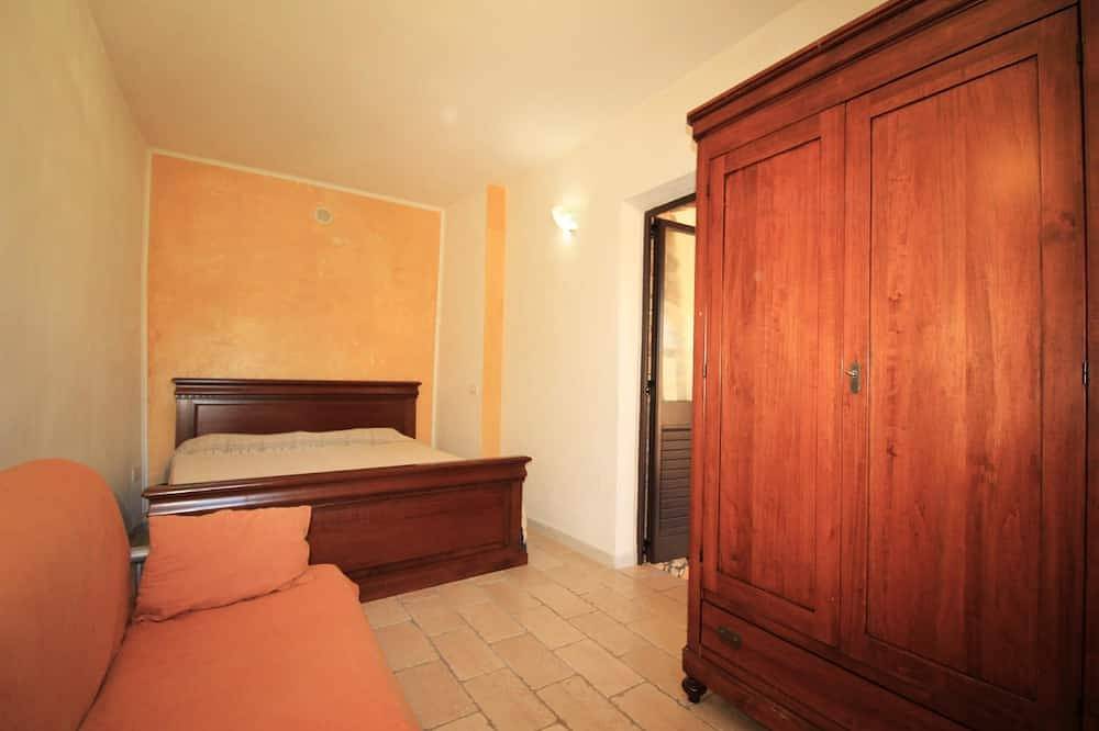 Piperita lovely trullo in Salve, Golfe de Tarente