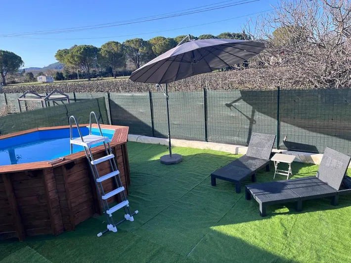 Apartamento de vacaciones para 6 personas, con jardín y piscina, Se admiten mascotas - 1
