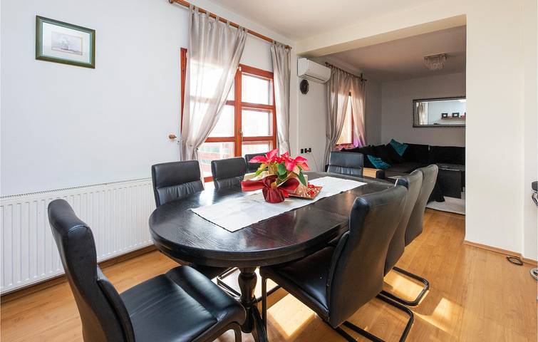 Reizende 2-Zimmer-Wohnung mit Pool in der Nähe des Flusses Veličanka in Pozega-Slawonien