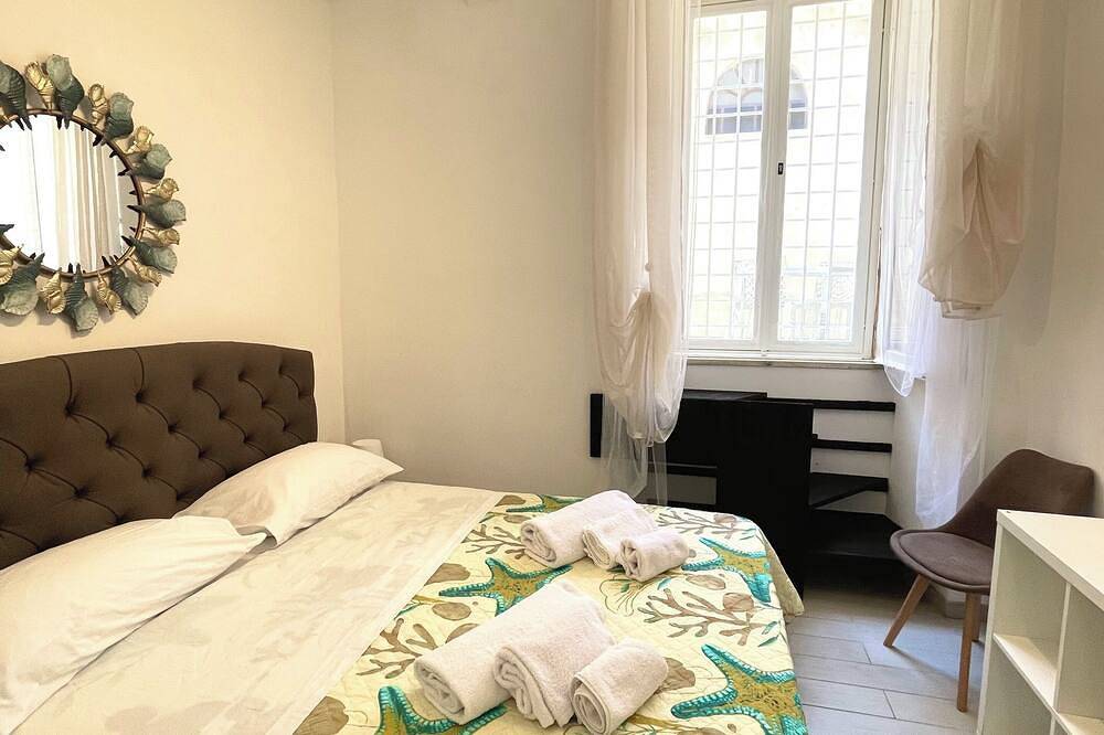 Entire apartment, \"Sunrise\" by Little Big Love in Nettuno, Rome Province
