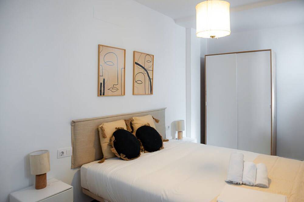 Entire apartment, Air-conditioned apartment with wifi - Qh Mirador San Cristobal 03 in Cella, Teruel Region