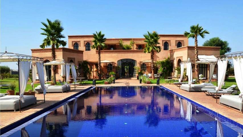 Villa pour 20 personnes, avec vue ainsi que piscine et jardin - 1