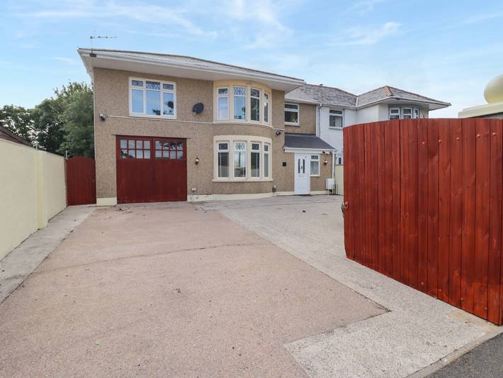 Gîte pour 8 personnes, avec Jardin à Barry