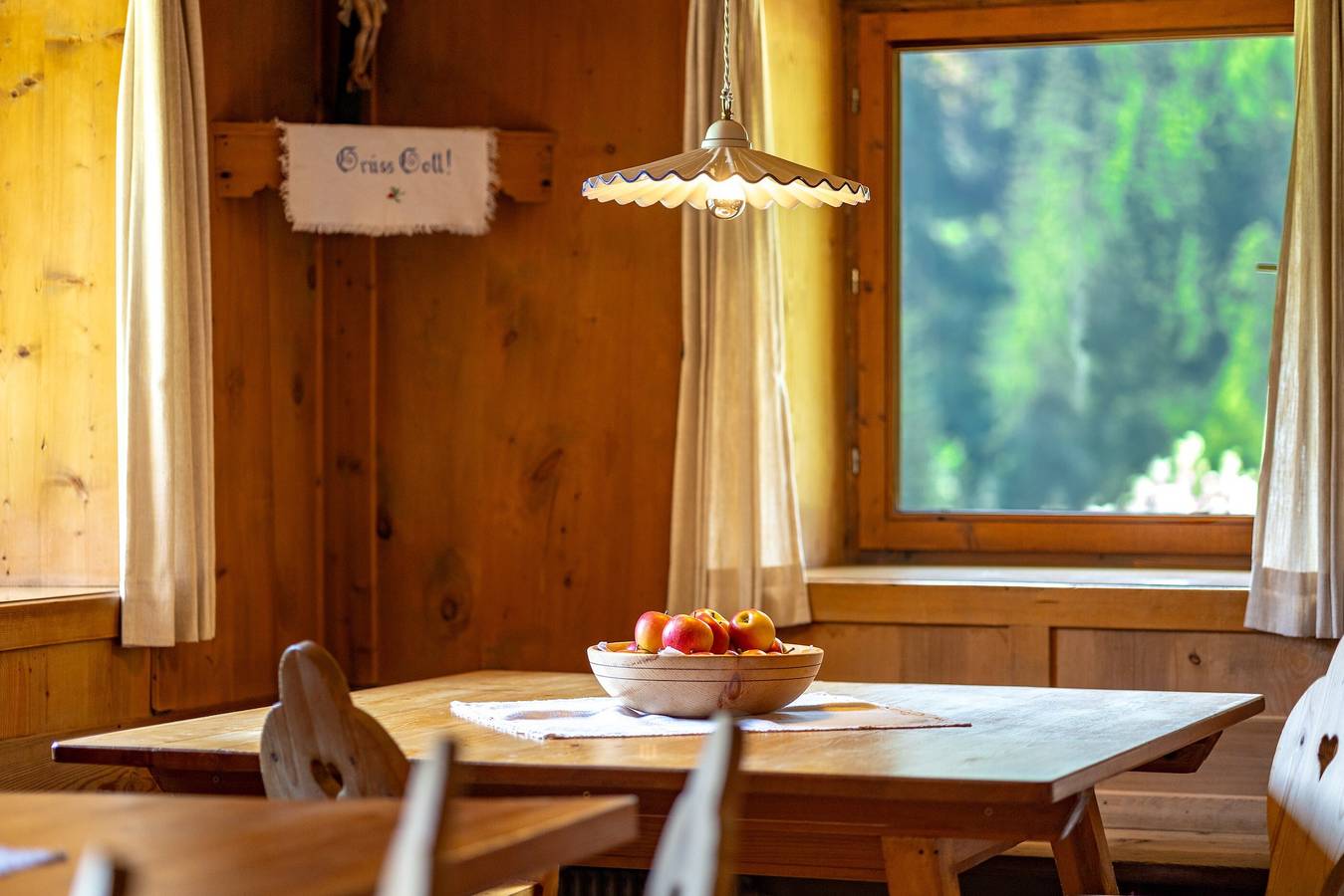 Ferienhaus 'Oberschneider' mit Bergblick, Privatem Garten und Wlan in Mühlwald, Zillertaler Alpen