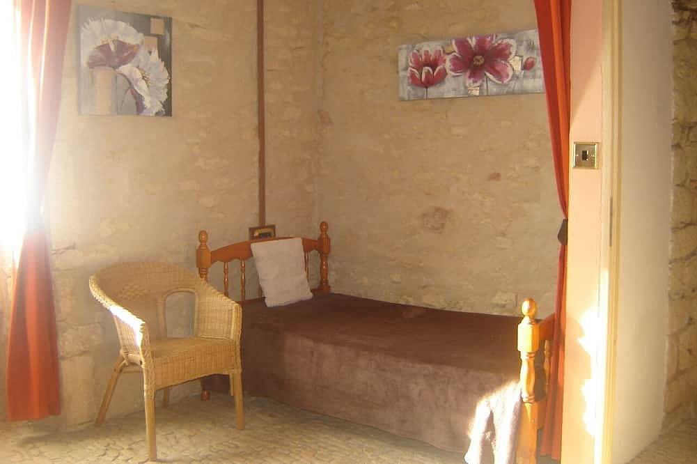 Maison avec piscine privée chauffée, Périgord noir in La Chapelle-Aubareil, Périgord Noir