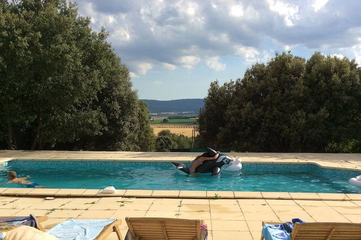 Maison de vacances pour 12 personnes, avec Balcon ainsi que Terrasse et Jardin à Ginasservis