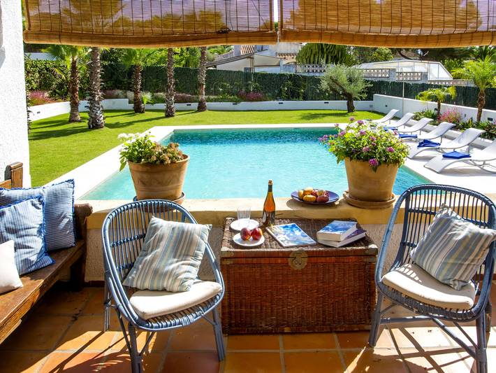 Location de vacances pour 8 personnes, avec terrasse et jardin à Jávea - 2