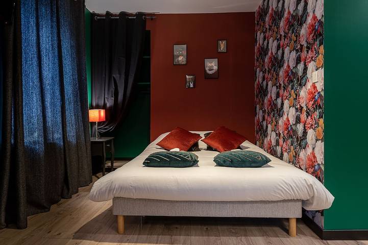 Apartamento entero, Estudio-De Lujo-Baño privado con bañera in San Quintín (Aisne), Aisne
