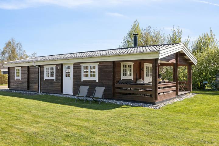 Ferienhaus für 6 Personen, mit Sauna und Garten sowie Terrasse auf Møn