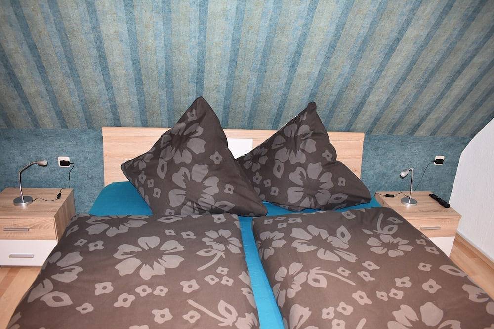 Ganze Wohnung, Großzügige Ferienwohnung am Affolderner See im 1. Og in Affoldern, Edertal
