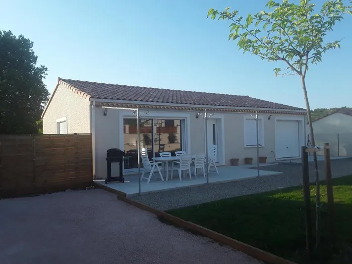 Casa de vacaciones para 6 personas, con jardín y piscina, Se admiten mascotas - 1