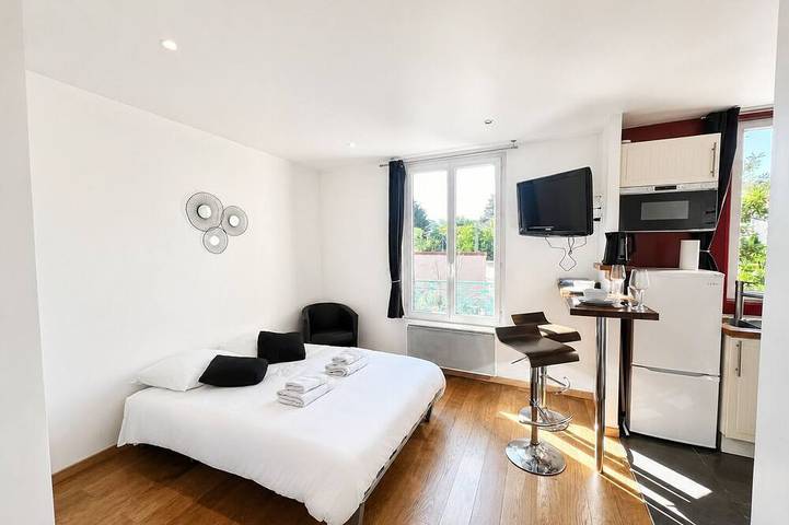 Ganze Wohnung, Le Victor Hugo – Paris & Disneyland in Fontenay-sous-Bois, Val-de-Marne