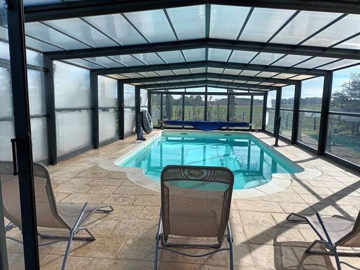 Location de vacances pour 14 personnes, avec vue et piscine ainsi que sauna et jardin dans Les Hermites - 4