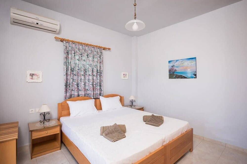 Cretan View Villa with ecological pool in Akrotiri (La Canea), Region de Chania