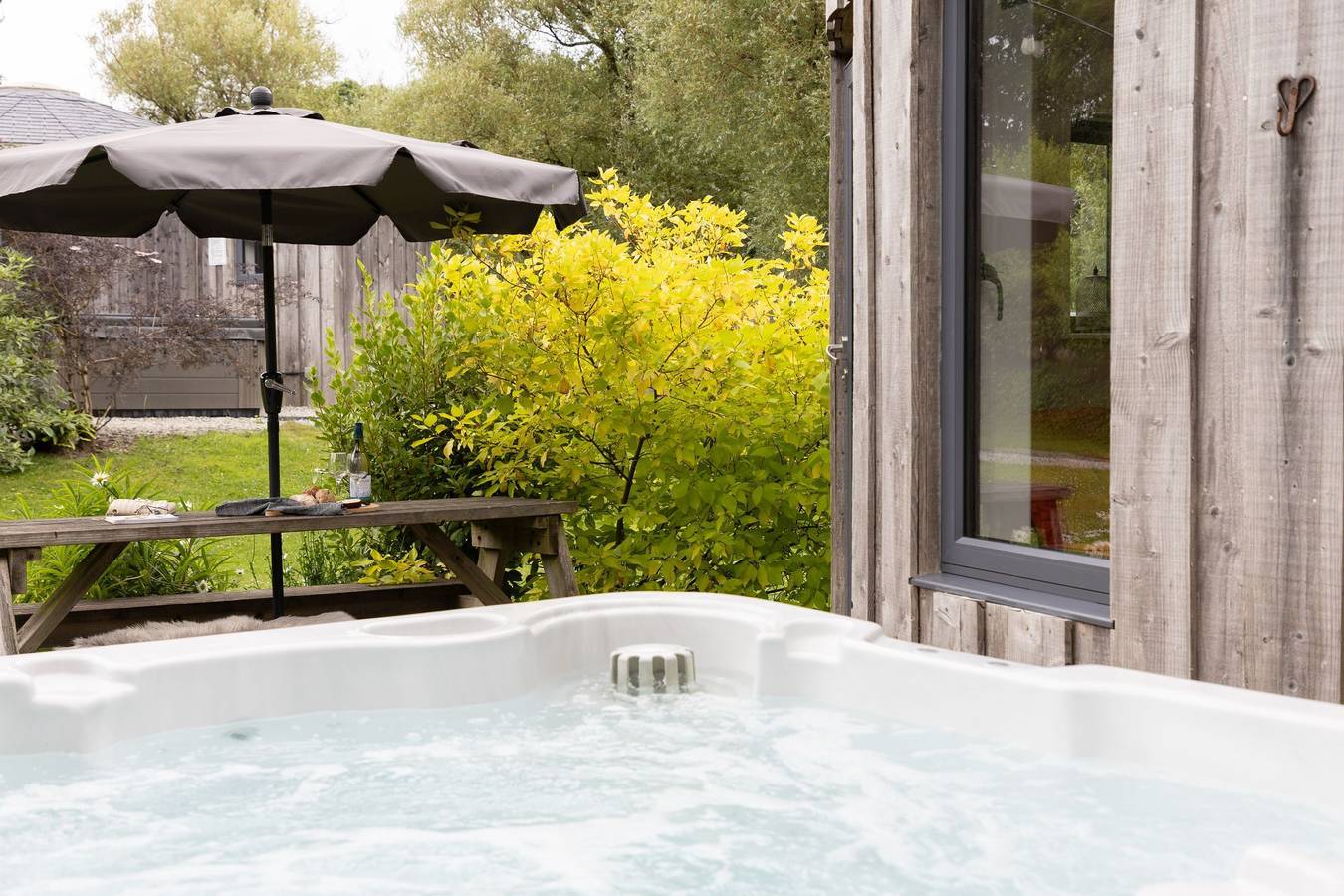 The Ember Room Roundhouse, East Thorne in Cornwall