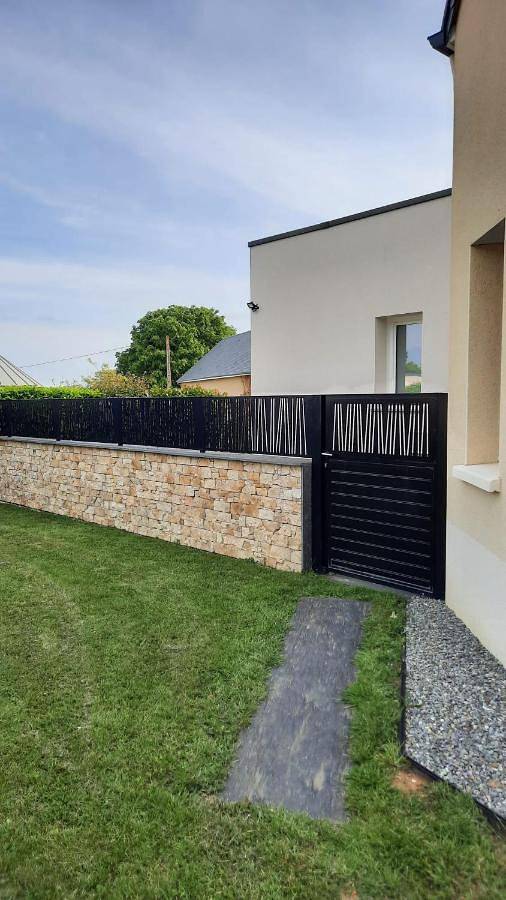 Chambre avec accès privé in Saint-Saturnin, Sarthe