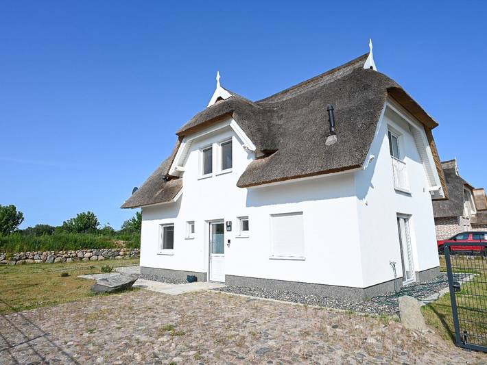 Ferienhaus mit Meerblick für 4 Personen, mit Terrasse und Garten in Poseritz