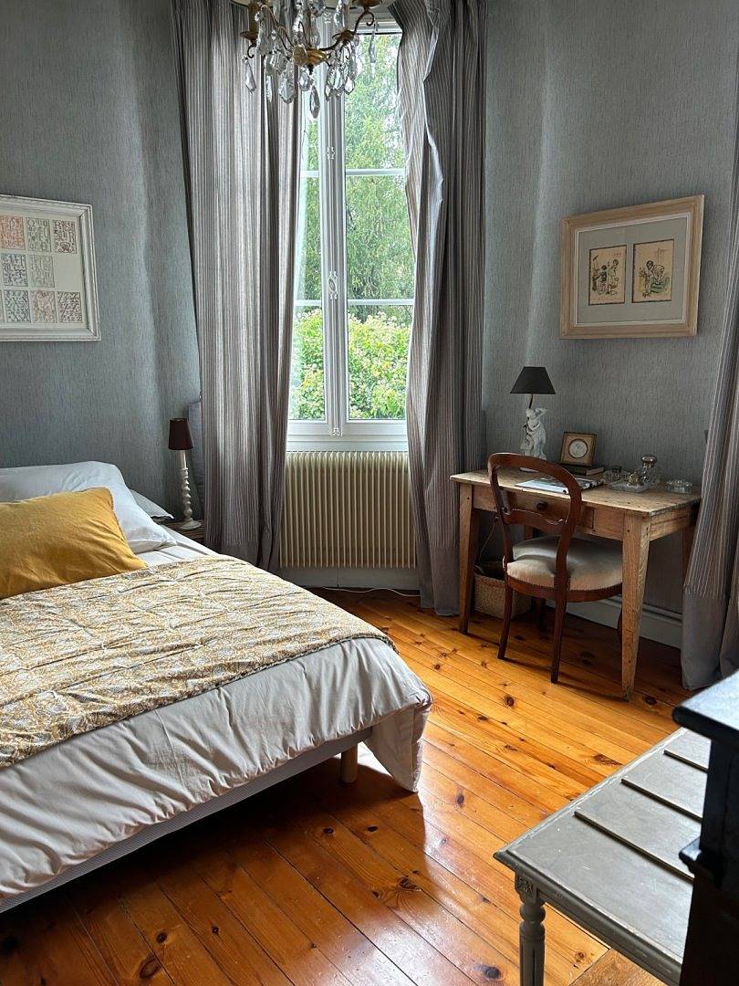 Chambres d'hôtes « Entre Cour et Jardin » - 2 chambres in Provins, Seine-et-Marne