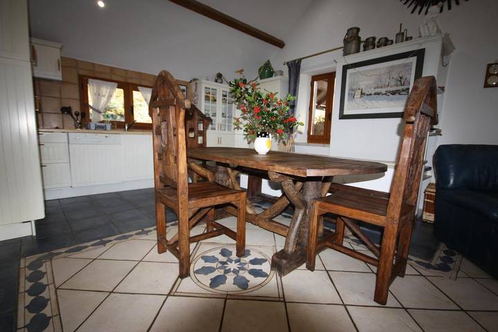 Gîte pour 4 personnes, avec terrasse et jardin à Ercé - 3