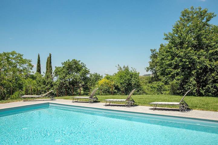 Agriturismo per 8 persone, con giardino, con animali domestici in Chianciano Terme
