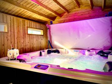 Holiday Letting for 6 People in Blackpool Pleasure Beach, Lancashire, Photo 1