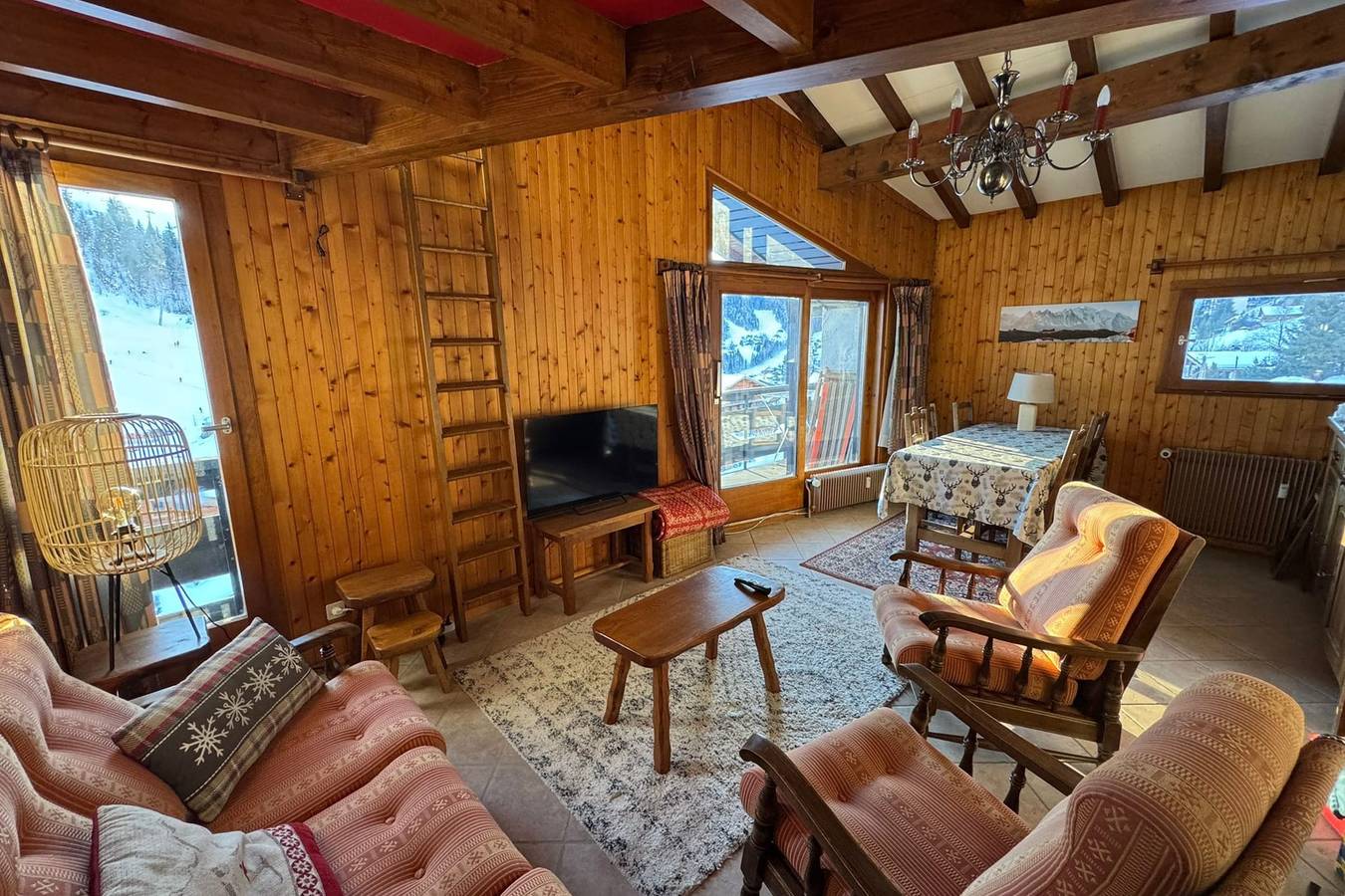 Appartement entier, Appartement avec balcon face aux pistes de ski in La Clusaz, Région d'Annecy