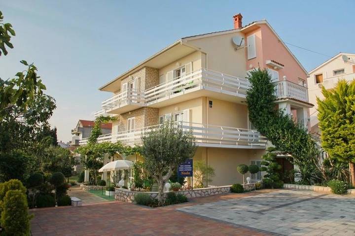 Bed and breakfast per 2 persone, con terrazza e giardino - 1