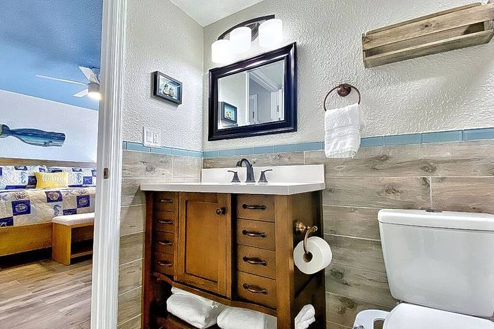 Vacation rental for 5 people, with balcony, with pets in Indian Shores