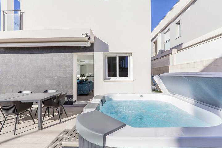 Casa rural para 6 personas, con jardín y jacuzzi en Santa Pola - 2