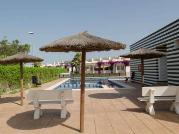 Gîte pour 6 personnes, avec terrasse ainsi que sauna et jardin, animaux acceptés dans l'Eucaliptus