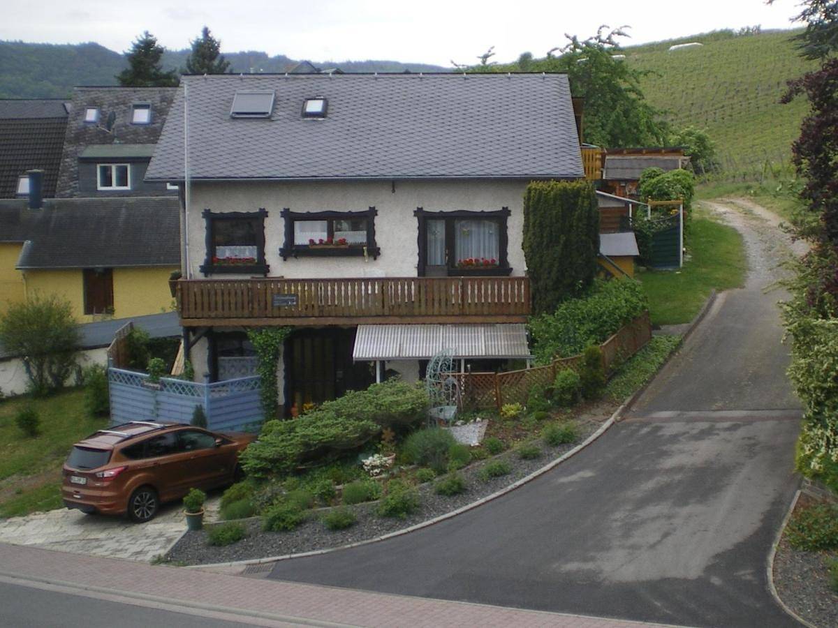 Ganze Wohnung, Apartment with Balcony in Kröv, Bernkastel-Kues & Umgebung