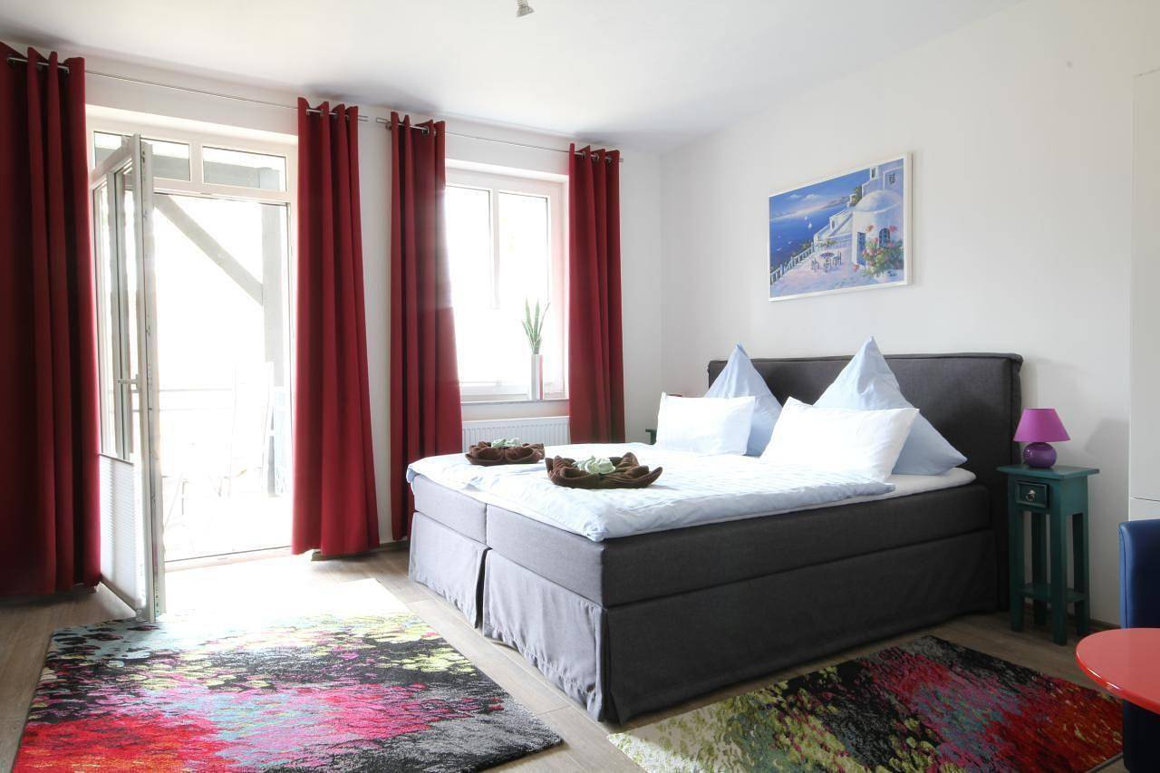 Entire holiday apartment, Wohnung in Fürstenberg/Havel mit Großer Terrasse und Seeblick in Röblinsee, Fürstenberg/Havel